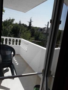 Balkón nebo terasa v ubytování Вила Дъбрава