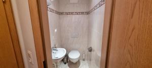 Koupelna v ubytování Hotel Bergkristall