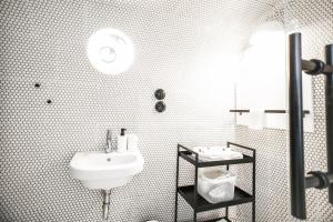 Bilik mandi di Domeček / Tiny House