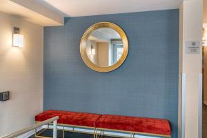 Foto da galeria de Econo Lodge em Montreal