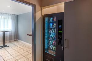 Foto da galeria de Econo Lodge em Montreal