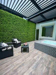 Bazén v ubytování Fato Hotel nebo v jeho okolí
