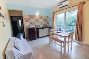 Kuchyň nebo kuchyňský kout v ubytování Mariners Bay Suites