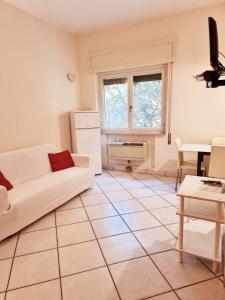 A seating area at REale Apartments
