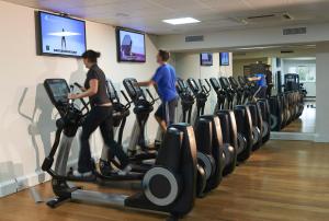 Fitness centrum a/nebo fitness zařízení v ubytování The Belfry Hotel & Resort