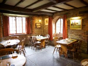 Gallery image of Manor House Inn in Ditcheat