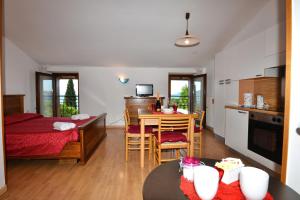 Φωτογραφία από το άλμπουμ του Taverna Affittacamere σε Gardone Riviera