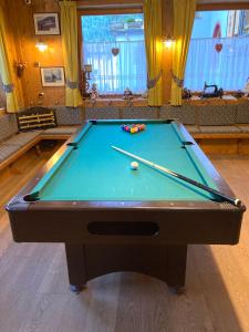 Biliár nebo kulečník v ubytování Hotel Alba Wellness & Spa + 97 fotografií
