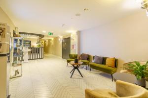 Posedenie v ubytovaní Apartamenty Almar Diune