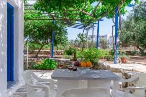 Galeriebild der Unterkunft Golden Beach Glyfada Apartments in Kastraki Naxos