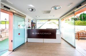 Foto da galeria de Aparthotel Ona Aucanada em Port d'Alcudia