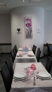 Imagen de la galería de Hôtel des Pays Bas, en Lourdes