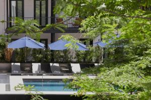 A piscina localizada em Hotel Valverde Lisboa - Relais & Chateaux ou nos arredores