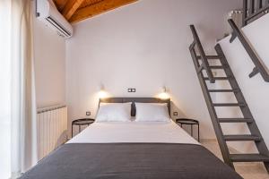 Postel nebo postele na pokoji v ubytování Costa Azzurra Hotel
