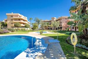 Bazén v ubytování 1 Bedroom Apartment, Cala Azul, La Cala de Mijas nebo v jeho okolí
