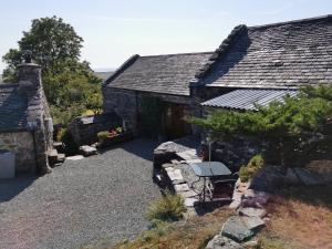 Gallery image of Ty Gwennol near Gilfach Goch in Llanbedr
