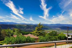 Imagem da galeria de Villa complète au calme avec vue imprenable em Beausemblant