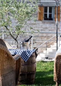 Posezení v ubytování Village property Truša