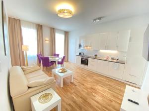 Kuchyňa alebo kuchynka v ubytovaní Steiner Residences Vienna Nestroyplatz