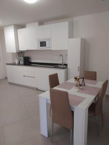 A kitchen or kitchenette at Remanso Urbano