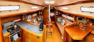an interior view of a kitchen in a boat at Segelyacht Bremen City in Bremen