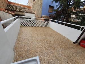 A balcony or terrace at Casa Rural Hospitalero