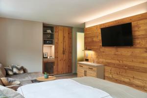 Televisyen dan/atau pusat hiburan di Matthiol Boutique Hotel