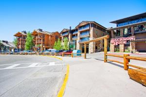 Gallery image of White Ridge A3 in Teton Village