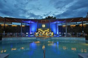 Sundlaugin á InterContinental Tegucigalpa at Multiplaza Mall by IHG eða í nágrenninu
