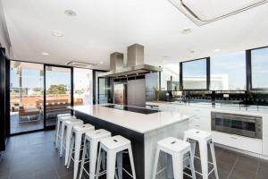 Gallery image of Subiaco Rooftop Terrace - EXECUTIVE ESCAPES in Perth