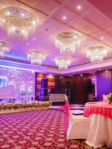 Gallery image of Hotel DS Clarks Inn Gurgaon in Gurgaon