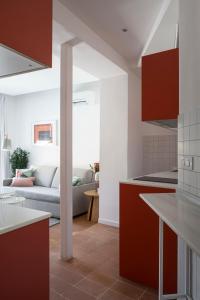 A bed or beds in a room at Don Fadrique Apartments by Olala Homes