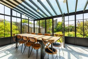 Μπαλκόνι ή βεράντα στο VILLA CÉZEMBRE - Belle maison 6 chambres proche plage du Sillon