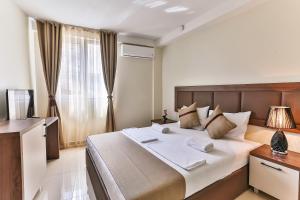 Gallery image of Atlantic sobe in Dobra Voda