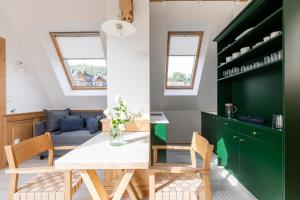 Kuchnia lub aneks kuchenny w obiekcie Apartamenty Franka Zakopane