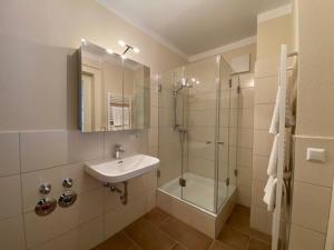 Ένα μπάνιο στο Boardinghouse Goethehaus +52 φωτογραφίες