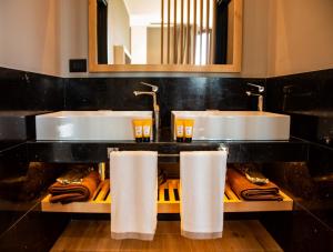 Kúpeľňa v ubytovaní Montalbera Wine Suites