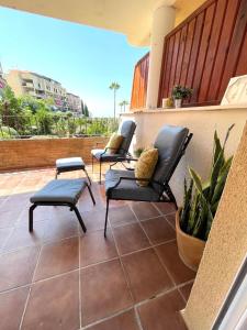 Balkon lub taras w obiekcie Riviera del Sol EDEN GOLF