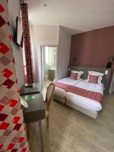 サナリー・シュル・メールにあるホテル レストラン ド ラ トゥールのギャラリーの写真 +50枚の写真