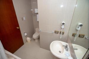 Bany a Miraflores Colon Hotel