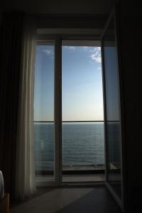 海景或在酒店看到的海景