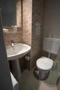 Koupelna v ubytování Hotel La Nuova Rotaia