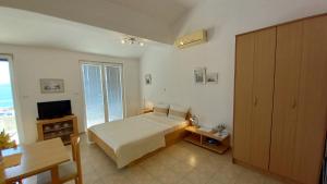 Fotografie z fotogalerie ubytování Apartmani Antonini 2 v destinaci Živogošće