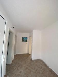 Fotografie z fotogalerie ubytování LENI Apartmani Dobre Vode v destinaci Dobra Voda