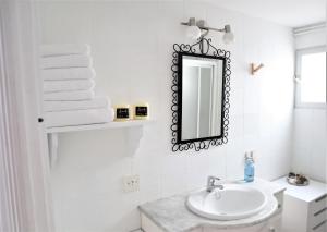 Kúpeľňa v ubytovaní LA TERRAZA DE ALTEA + 29 fotografií