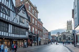 Luxury Apartment Rowntree House Across From The Shambles