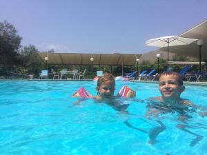 Πισίνα στο ή κοντά στο Sezar's - Niko & Mimoza Qesari