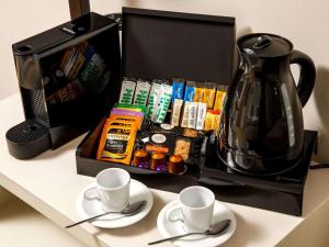Tiện nghi pha trà/cà phê tại Mercure Hull Grange Park Hotel