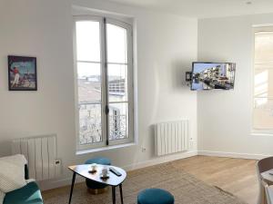 Galeriebild der Unterkunft Chez Emile - Sole' Île - T3 superbe - avec vue in Niort