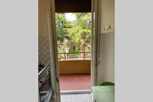 A balcony or terrace at M.G Home a un passo da tutto